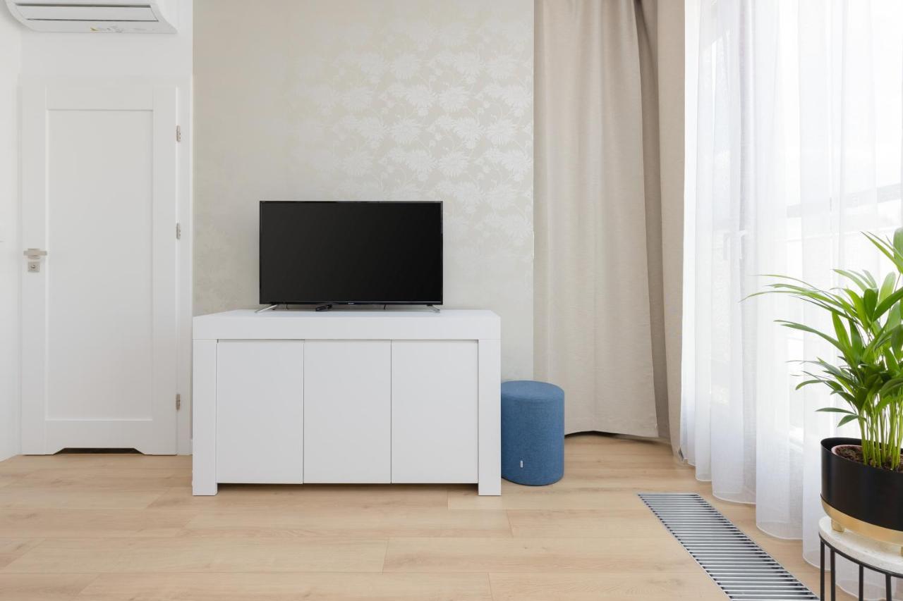 Warszawa Śródmieście Bonifraterska Apartments by Renters Zewnętrze zdjęcie