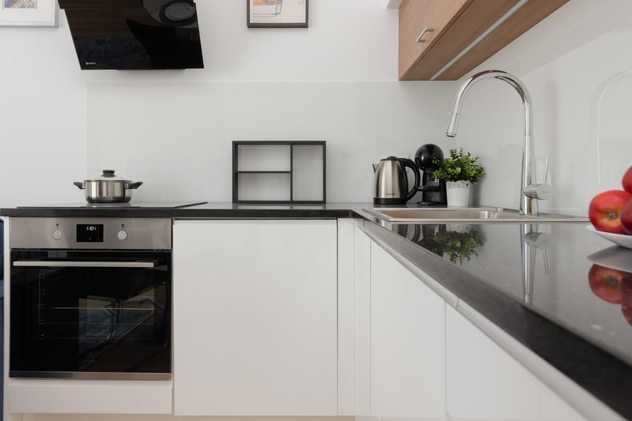Warszawa Śródmieście Bonifraterska Apartments by Renters Zewnętrze zdjęcie